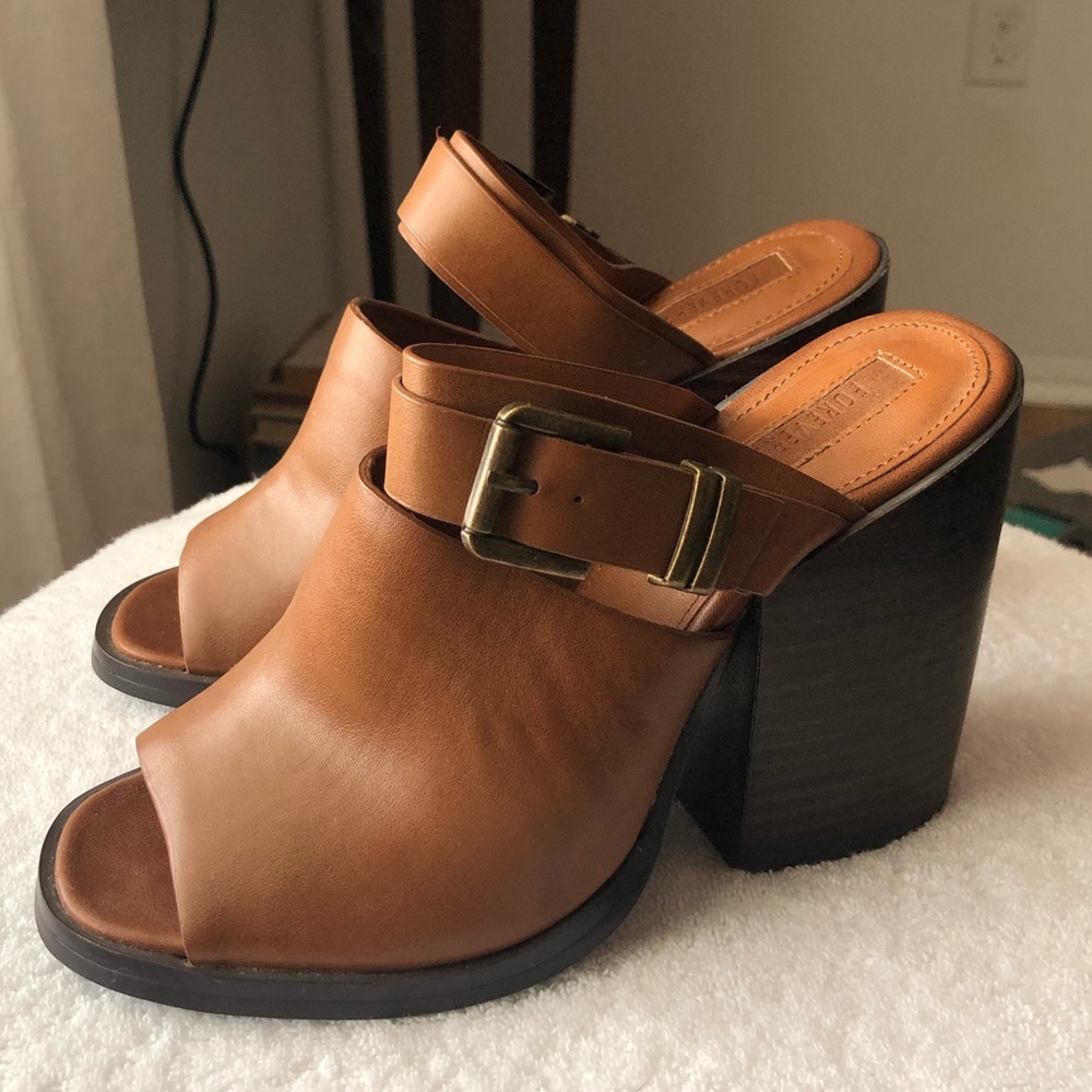 Open toed chunky heels